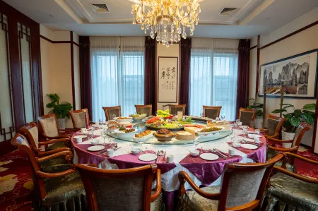Wanfangyuan International Hotel (Beijing South Railway Station)