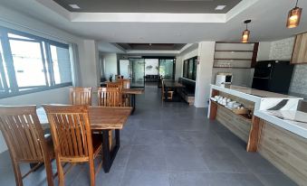 Na Care Hotel