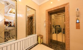 Ruisi Hotel