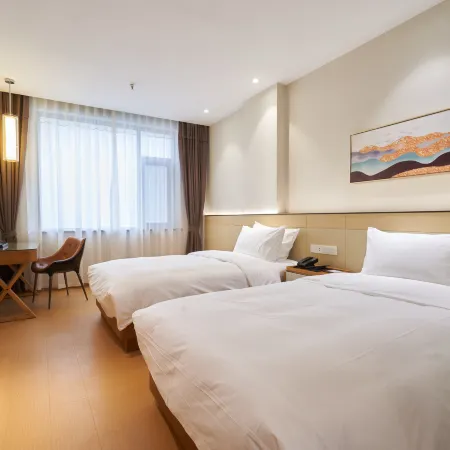 Shengzhou International Grand Hotel (Dongqian Street Fuhau Road)