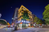 岑溪滿堂紅飯店（岑溪汽車總站店） - 2 星級
