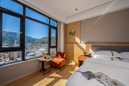 Lanping Licheng Hotel