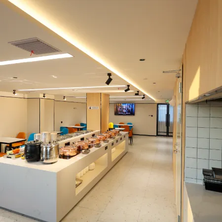 GreenTree Inn Wuwei International Automobile City High-Speed Railway Station