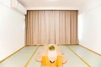 Jiafeng Homestay (Yanji Yanbian University Internet Red Wall West Market Store)