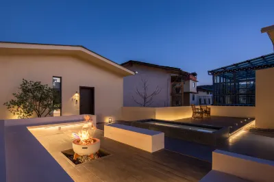 Shangri La Moshe Shiyi Homestay