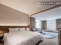 Crownshine Resort Ξενοδοχεία στην πόλη Γιλάν