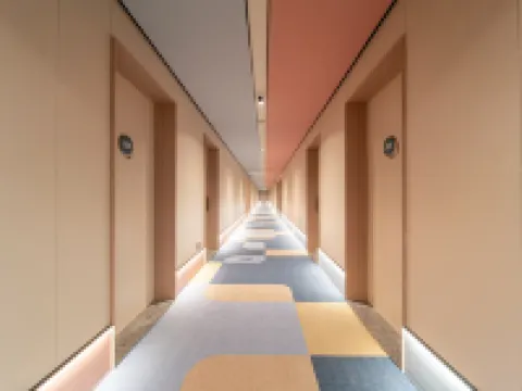 HanTing Hotel (Nanyang Xixia Baiyu Commercial Plaza)