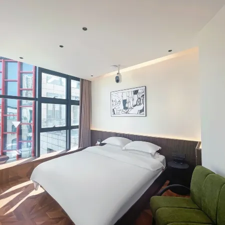 Doub Paws Hotel