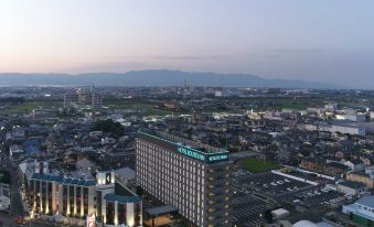 6. Hotel Ro..
