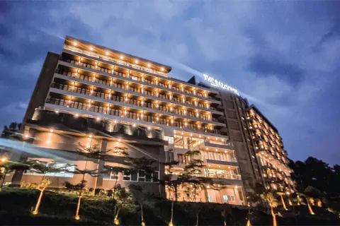 The Balcone Suites & Resort