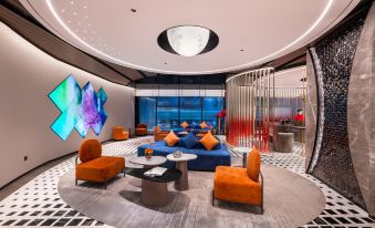 Wuhan Jianghan Road Radisson RED Hotel