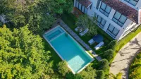 aNhill Boutique - Private Pools