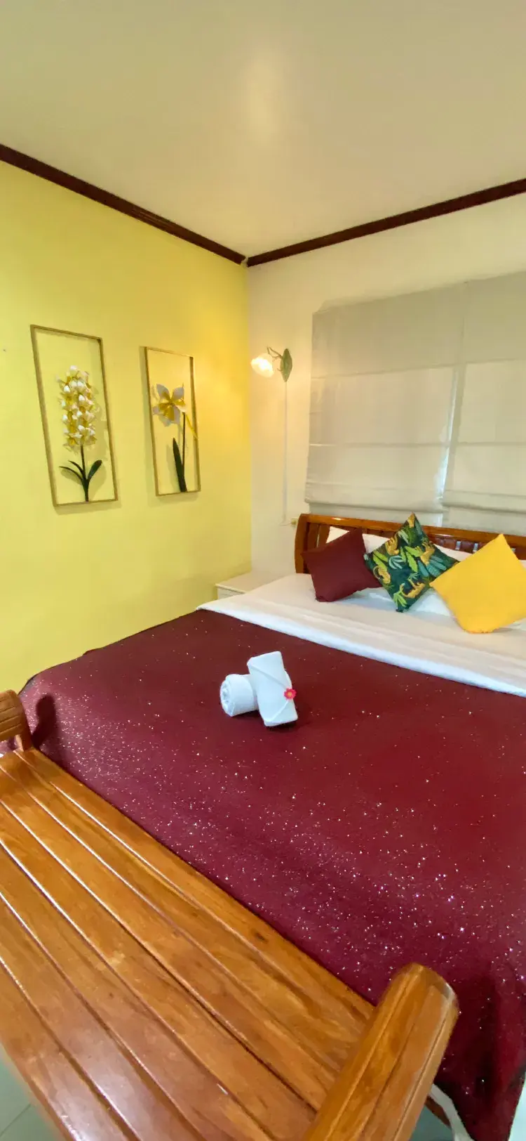 ห้องดีลักซ์ เตียงใหญ่ 1 เตียง