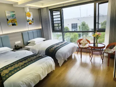Wenya Hotel (Anshun West High speed Railway Station Branch) Hôtels à proximité de : Xuantang Marina