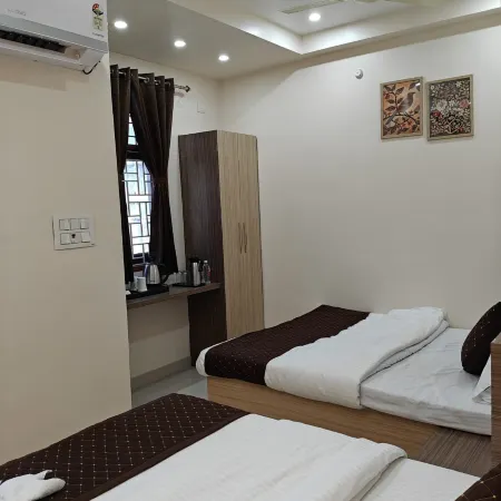 Glow Inn Home Stay