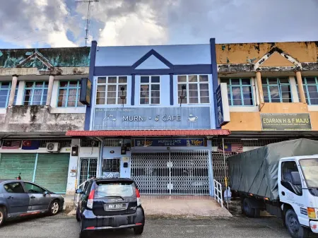 Kluang Melodi Homestay Отели рядом с достопримечательностью «Taman Intan Kluang»