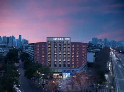 ANDZO Anyuzhou X Hotel (Guiyang Jiaxiu Pavilion Qingyun Market) Các khách sạn ở Khu vực trung tâm thành phố