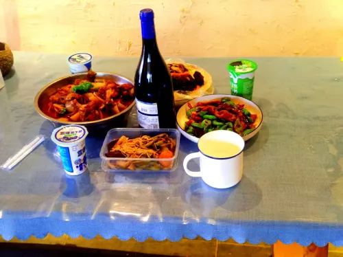 Hongwu Inn Makanan Photos