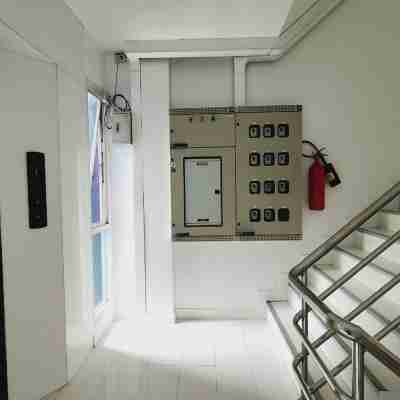 頂峯人生酒店 Hotel Exterior