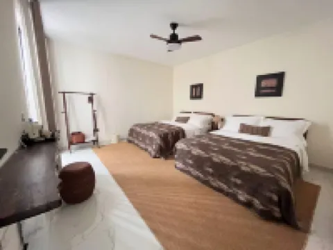 YEZA INN Các khách sạn gần Hire N' Drive Kenya Ltd.