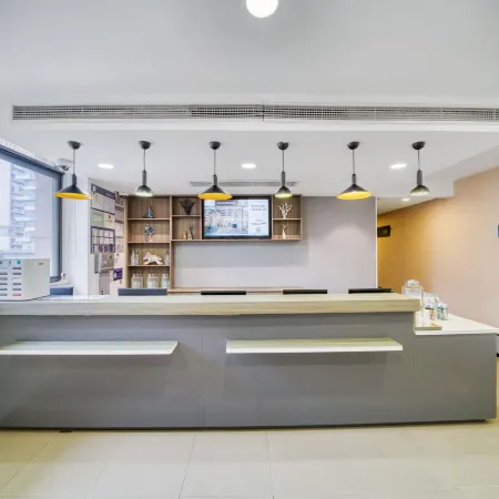 HanTing Hotel (Shanghai Wujiaochang Huangxing Road) Отели рядом с достопримечательностью «Янпу»