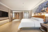 Vienna Hotel (Binzhou Yangxin Xingfu Yilu) - parking