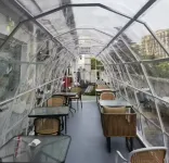 Yueqi Hotel (Shanghai Hongqiao Airport Zoo Subway Station)