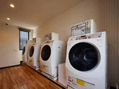 Hotel R9 the Yard Tsu Отели в г. Цу