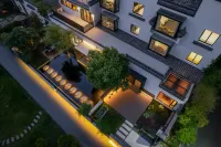 Xiguan Yishu Shanxia Villa Hotels in North High Speed Railway Station