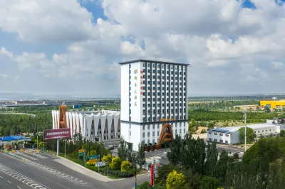 Yuxi Grand Hotel Hotels in Уланчаб