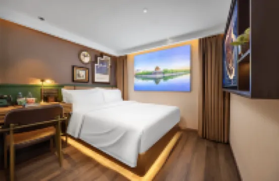 James Joyce Coffetel (Beijing West Railway Station North Square Century Hospital Store) Hotel berhampiran Beijing West Railway Station