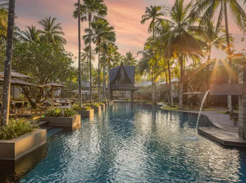 Twinpalms Surin Beach Phuket