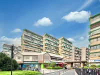 Su Hotel(Hangzhou HouChaoMen Station Branch) Hotels near Leifeng Tower