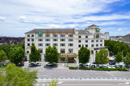 Vienna Hotel (Chongqing Yuelai International Expo Center) Отели рядом с достопримечательностью «Чунцинская долина радости»