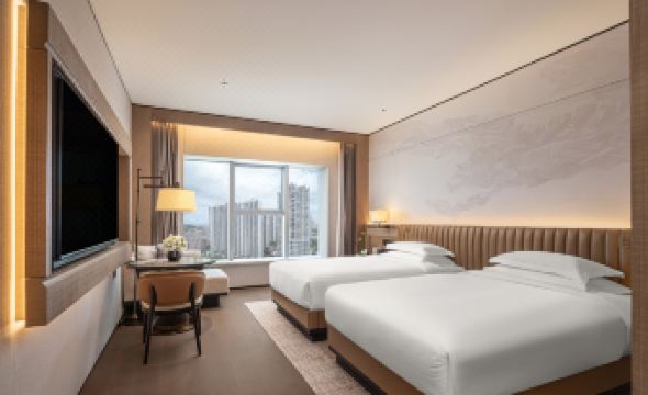 Lung Chuen International Hotel