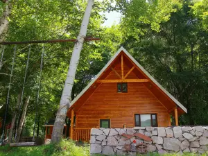Yabuli QuShe Four seasons Private Lakefornt B&B
