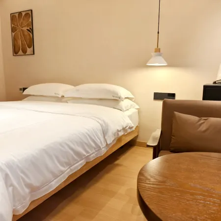 DONGXIAOYU HOLIDAY INN