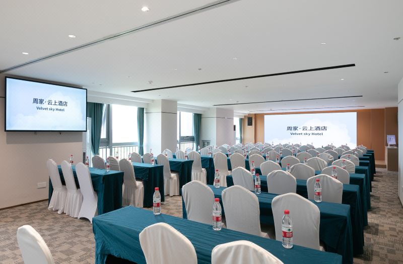 Velvet Sky Hotel photo 6