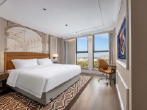 Vienna International Hotel（Dushanzi，at the Starting Point of Duku Highway，in the Gourmet Street）） Hotels in Karamay