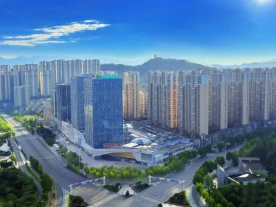City Comfort Inn Hotel (Shiyan High-Speed Railway Wanda Plaza) Hotel a Wanda Plaza Business District