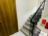 25 House Ngoc Lam Hotels near Gia Lam Railway Station