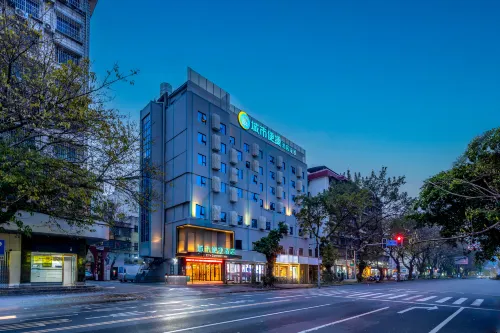 City Comfort Inn (Liuzhou Liushi Road) - con vista montagne