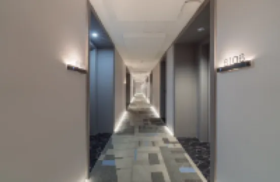 如家睿柏·雲飯店（溫嶺橫峰店） - 2 星級