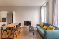 Superb 3BR with Terraces – Puteaux La Défense Hôtels à : Puteaux