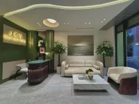 Joy Boutique Hotel Hotels near đảo Vũ Yên