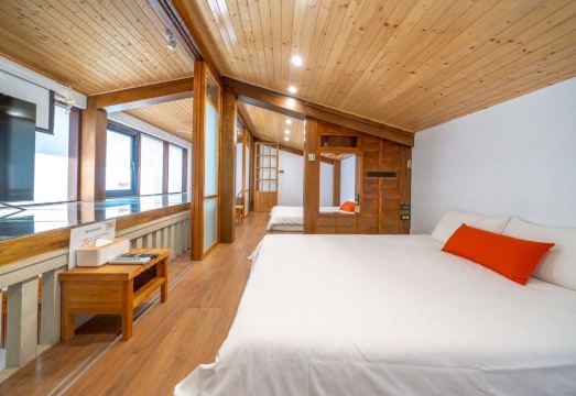 4. 수에히로도리..