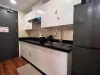 Cozy Condo Bed Space | Secure Cabinets + Wi-Fi/Parking + Full Appliances Hotels in Davao City