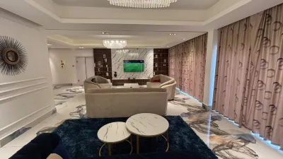 Sujimoto Residences MacDonald Hotels in 