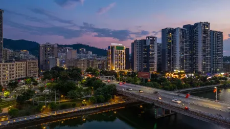 CHEERMAY Hotel (Heyuan Longchuan) Отели рядом с достопримечательностью «Heyuan Tuocheng»