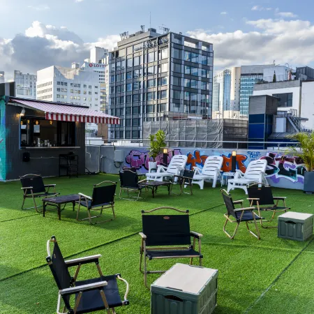 Bluedot Poshtel Отели рядом с достопримечательностью «Станция метро Chungmuro»